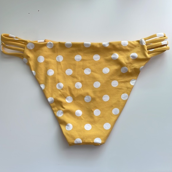 Bikini with Maxi Cover Up - Picture 8 of 12